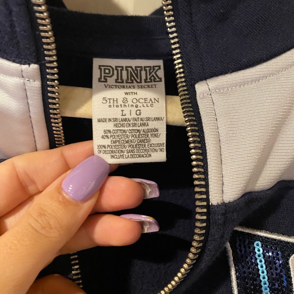 PiNK pull over - Picture 3 of 4